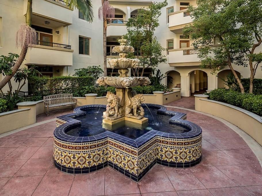 Lux One Bedroom Condo With Garden View — Photos 3